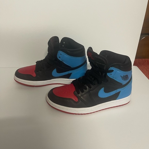 WMNS AIR JORDAN 1 HIGH OG 'UNC TO CHICAGO'. - Picture 11 of 13
